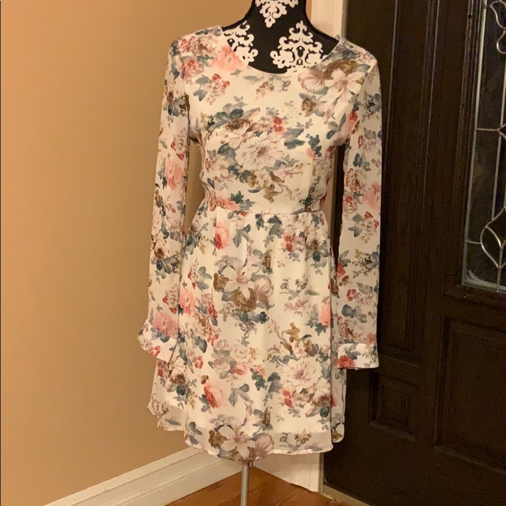 Love Culture Cream Floral Long-Sleeve Mini Dress